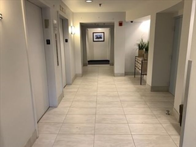 133 Commander Shea Blvd 113, Quincy, MA 02171