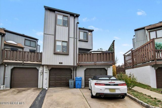 120 Diamond Lane, Old Bridge, NJ 08857