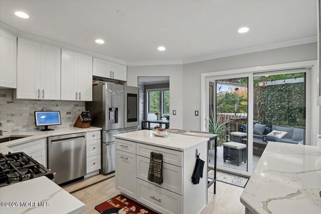 120 Diamond Lane, Old Bridge, NJ 08857