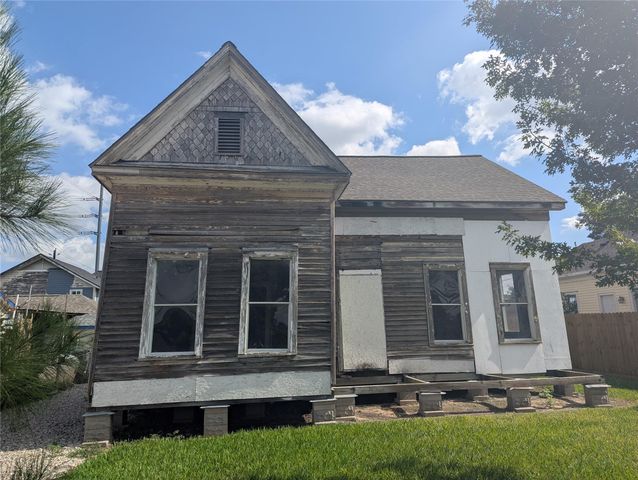2022 Gano Street, Houston, TX 77009
