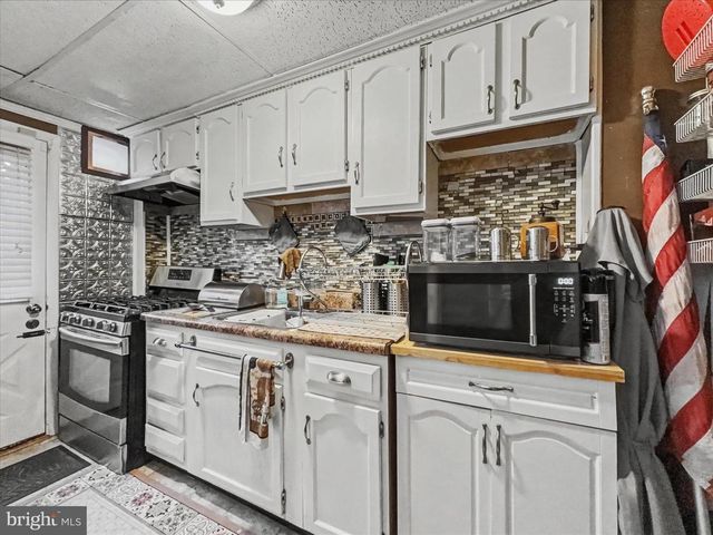 3332 BRENDAN AVE, Baltimore, MD 21213