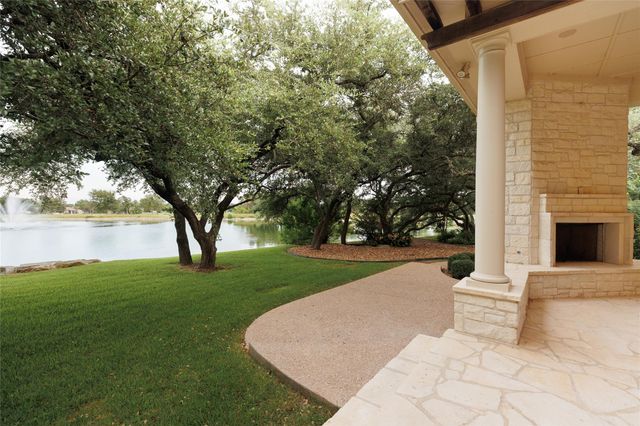 200 Stardust LN, Georgetown, TX 78633