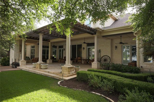 200 Stardust LN, Georgetown, TX 78633