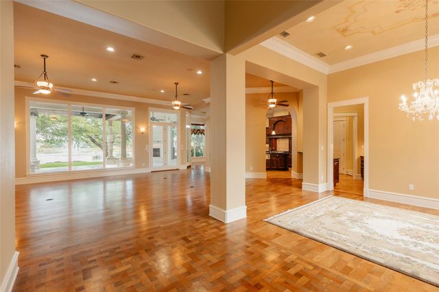 200 Stardust LN, Georgetown, TX 78633
