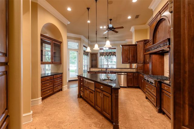 200 Stardust LN, Georgetown, TX 78633