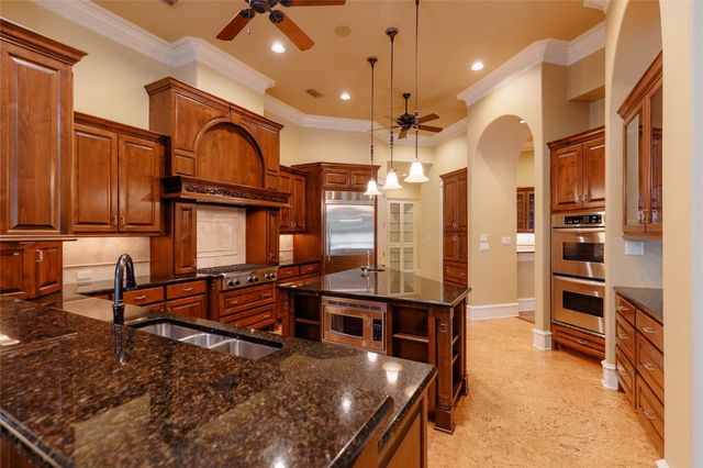 200 Stardust LN, Georgetown, TX 78633