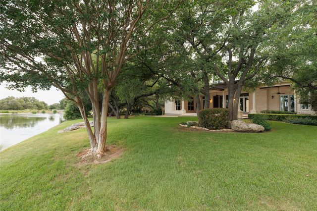 200 Stardust LN, Georgetown, TX 78633