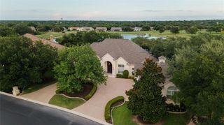 200 Stardust LN, Georgetown, TX 78633