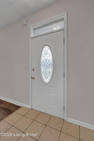 1614 Lois Morris Dr, Louisville, KY 40211