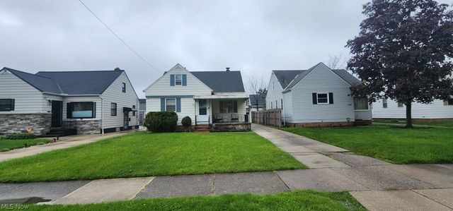 5522 Oakwood Avenue, Maple Heights, OH 44137