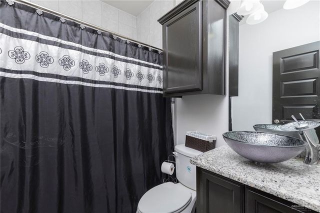 2716 Xavier Avenue, Mcallen, TX 78504