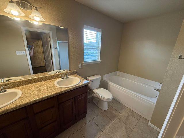 7 Bristol Drive, Cabot, AR 72023