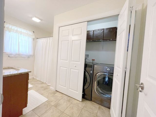 52 Phelps St, Marlborough, MA 01752