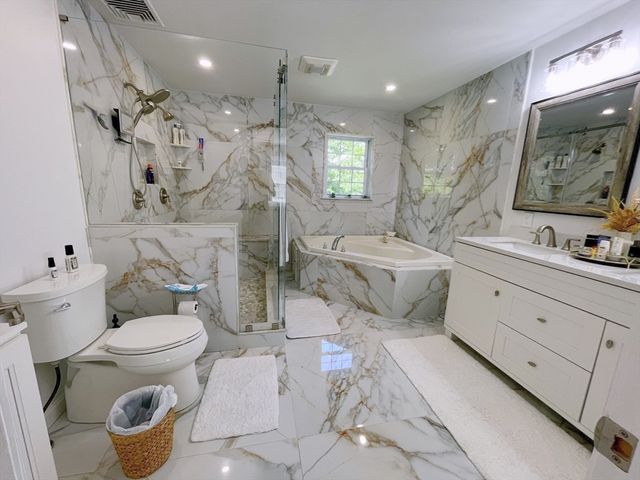52 Phelps St, Marlborough, MA 01752