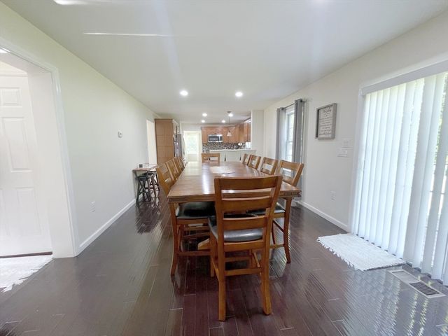 52 Phelps St, Marlborough, MA 01752