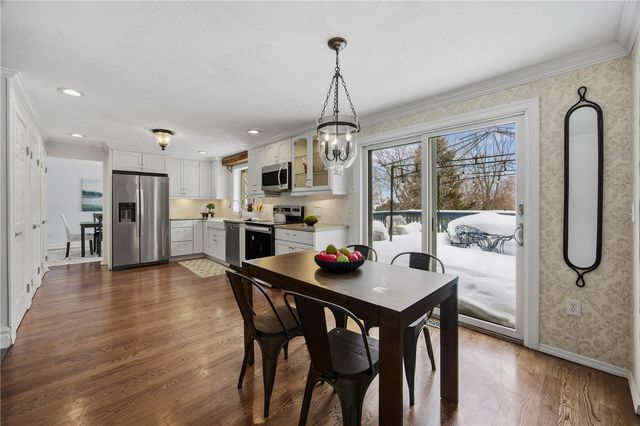 152 Haskins Lane North, Greece, NY 14468