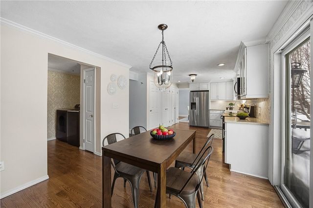 152 Haskins Lane North, Greece, NY 14468