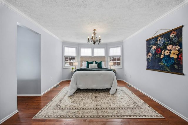 152 Haskins Lane North, Greece, NY 14468