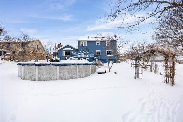 152 Haskins Lane North, Greece, NY 14468