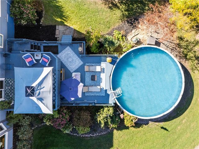 152 Haskins Lane North, Greece, NY 14468