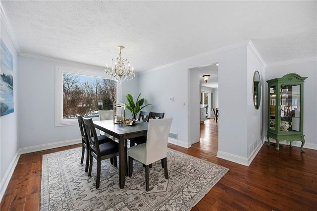 152 Haskins Lane North, Greece, NY 14468