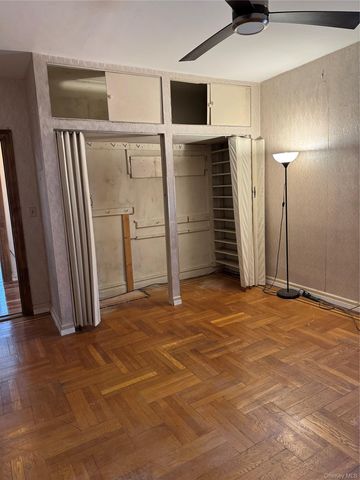 2922 Barnes Avenue 5F, Bronx, NY 10467