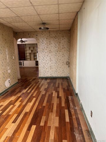 2922 Barnes Avenue 5F, Bronx, NY 10467