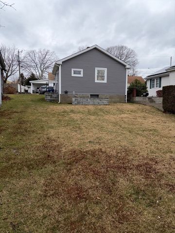 180 Rochambeau St, New Bedford, MA 02745