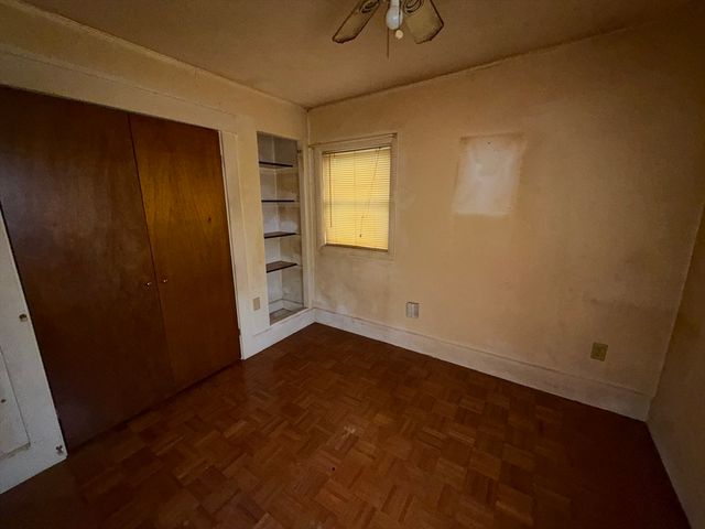 180 Rochambeau St, New Bedford, MA 02745