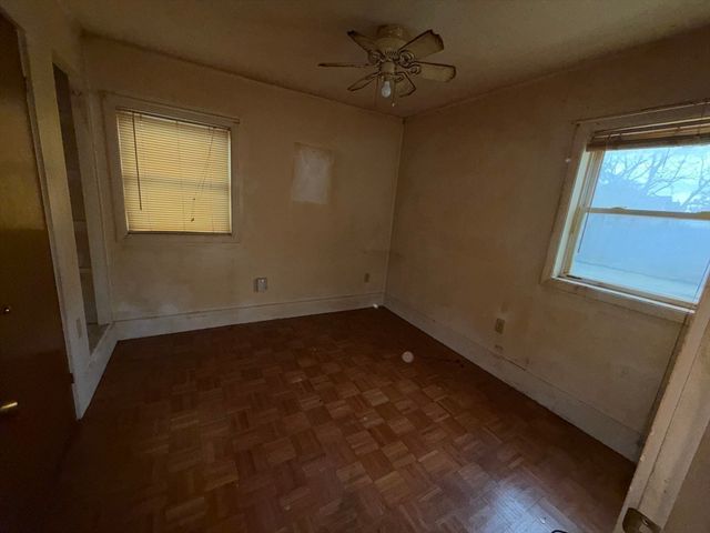 180 Rochambeau St, New Bedford, MA 02745