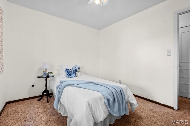 5 Beatrice Court, East Alton, IL 62024