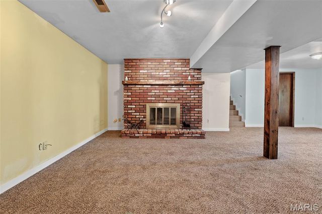 5 Beatrice Court, East Alton, IL 62024