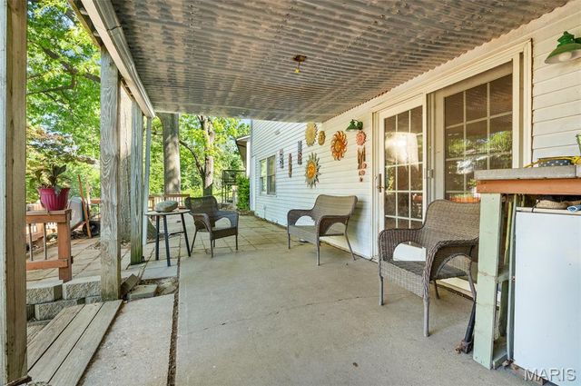 5 Beatrice Court, East Alton, IL 62024