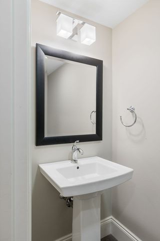 368 Concord Ave 1, Cambridge, MA 02138