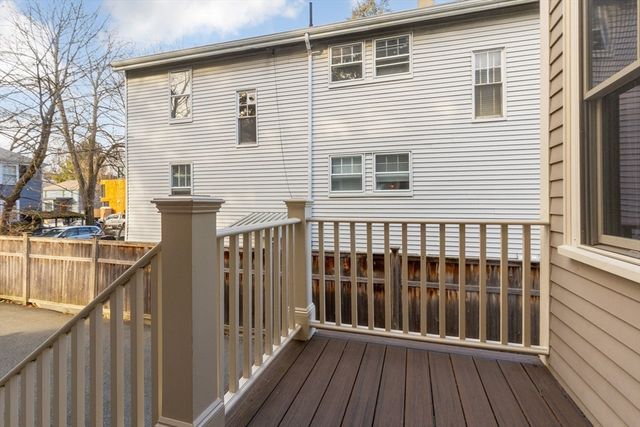 368 Concord Ave 1, Cambridge, MA 02138