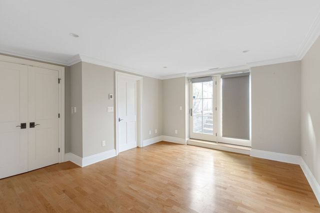 368 Concord Ave 1, Cambridge, MA 02138