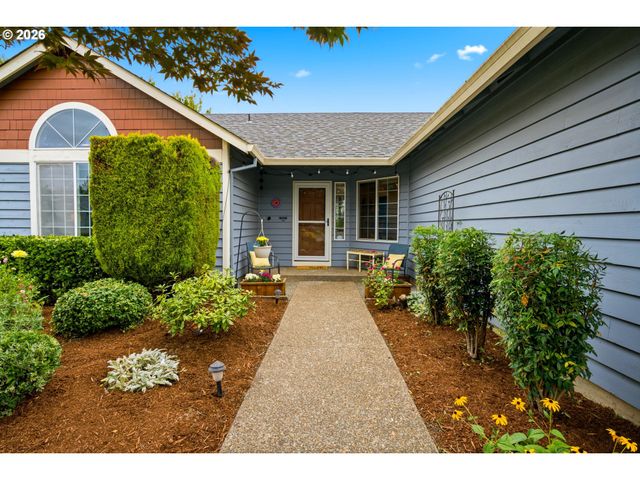 1961 Ne COBURN Dr, Mc Minnville, OR 97128