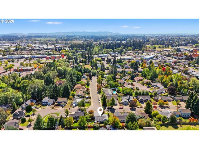 1961 Ne COBURN Dr, Mc Minnville, OR 97128