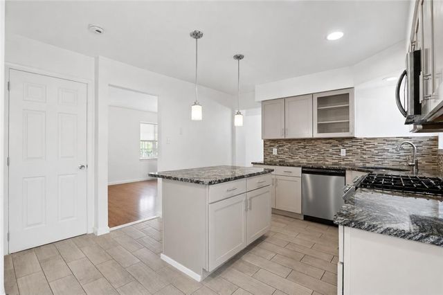 1728 32nd Street Southwest, Allentown City, PA 18103