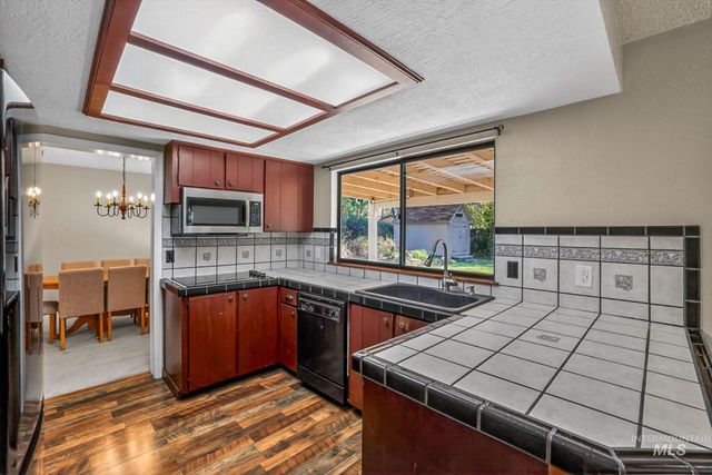 10073 W Westview Dr., Boise, ID 83704