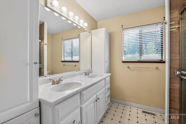 10073 W Westview Dr., Boise, ID 83704