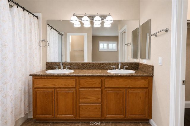 3121 160 Ball Road, Anaheim, CA 92804