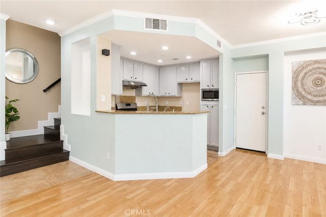 3121 160 Ball Road, Anaheim, CA 92804
