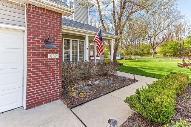 882 Fedora Drive, Tecumseh, MI 49286