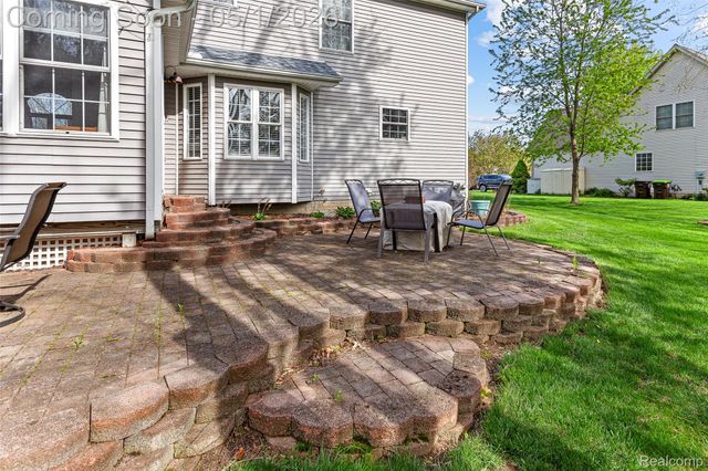 882 Fedora Drive, Tecumseh, MI 49286