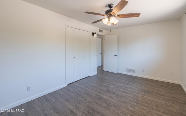 2942 N Longhorn Drive, Tucson, AZ 85749