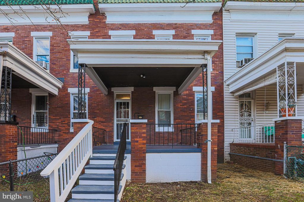 743 LINNARD ST, Baltimore, MD 21229