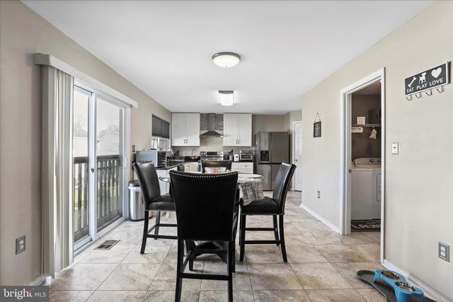 105 CHARDIN CT, Martinsburg, WV 25403