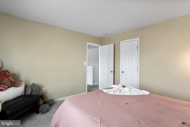 105 CHARDIN CT, Martinsburg, WV 25403