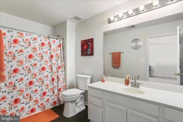 105 CHARDIN CT, Martinsburg, WV 25403